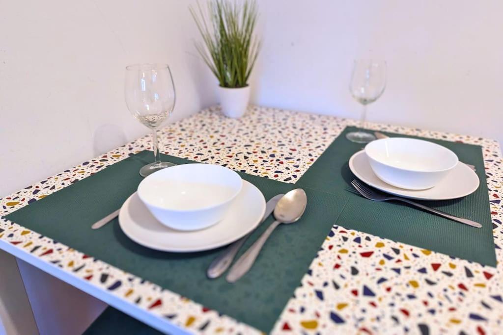 Cozy Ensuite Room In Zagreb Center Εξωτερικό φωτογραφία